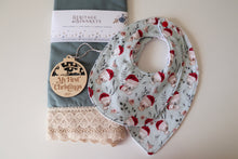 Load image into Gallery viewer, Christmas Bib 6
