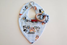 Load image into Gallery viewer, Bluey and Friends Bib
