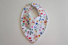 Load image into Gallery viewer, Springtime Winnie the Pooh Bib
