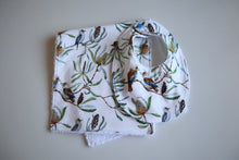 Load image into Gallery viewer, Blue Kookaburra Burp Cloth
