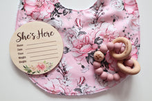 Load image into Gallery viewer, Small Baby Record Announcement Plaques

