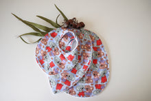 Load image into Gallery viewer, Blinky Bill Bib

