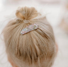 Load image into Gallery viewer, Little Lillia Hair Clips

