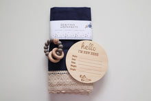 Load image into Gallery viewer, Large Baby Record Announcement Plaque

