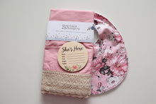 Load image into Gallery viewer, Small Baby Record Announcement Plaques
