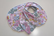 Load image into Gallery viewer, Valentine Pink Bib
