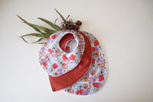 Load image into Gallery viewer, Blinky Bill Bib
